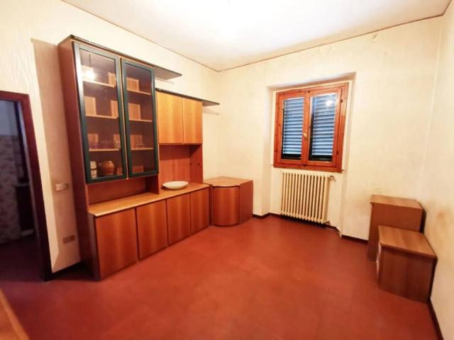 Palazzo in vendita a San Cipriano-Santa Barbara-Cetinale, Montegonzi