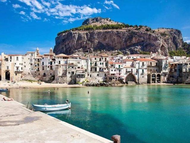 Palazzo in vendita a Cefalù, Sicilia