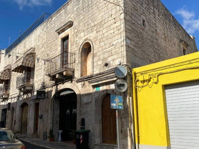 Palazzo in vendita a Puglia, Brindisi