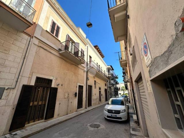 Palazzo in vendita a Puglia, Foggia