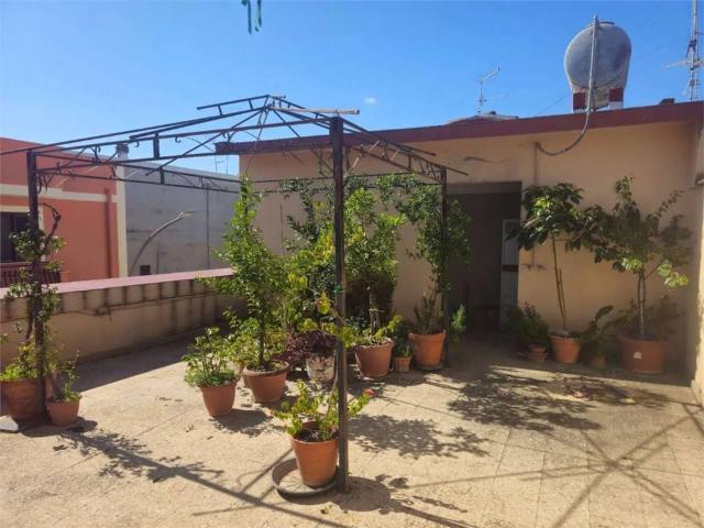 Palazzo in vendita a Puglia, Foggia