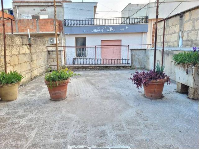 Palazzo in vendita a Puglia, Foggia