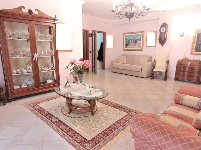 Palazzo in vendita a Puglia, Foggia