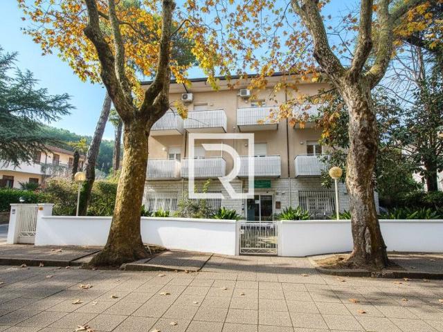 Palazzo in vendita a Milano Marittima, Cervia