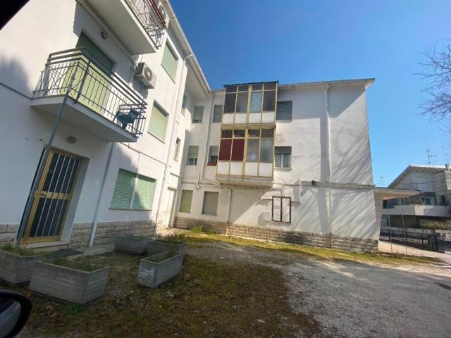 Palazzo in vendita a Cervia, Reggio Emilia