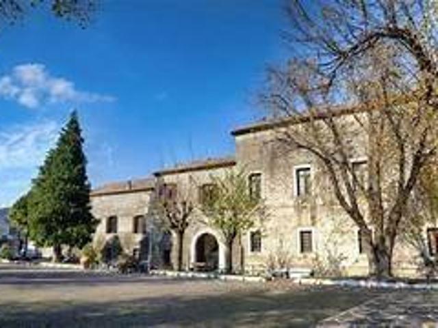 Palazzo in vendita a Cervinara, Campania