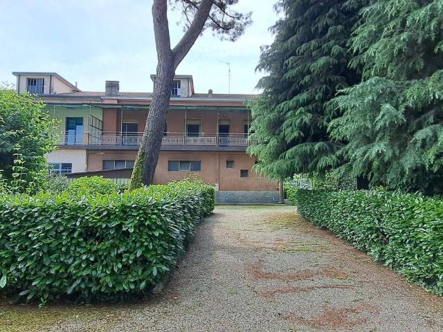 Palazzo in vendita a Cesano Maderno, Cascina Gaeta