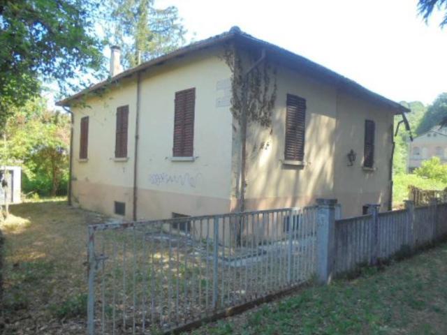Palazzo in vendita a Ponte Abbadesse, Cesena