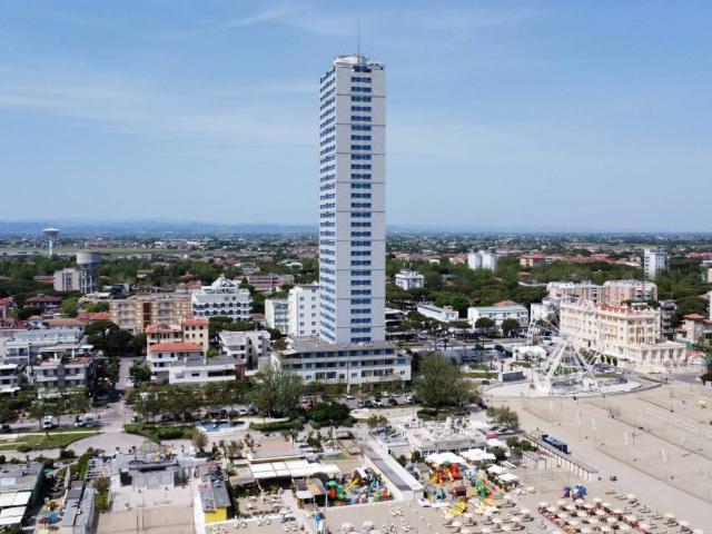 Palazzo in vendita a Cesenatico, Reggio Emilia