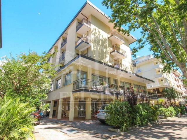 Palazzo in vendita a Cesenatico, Reggio Emilia