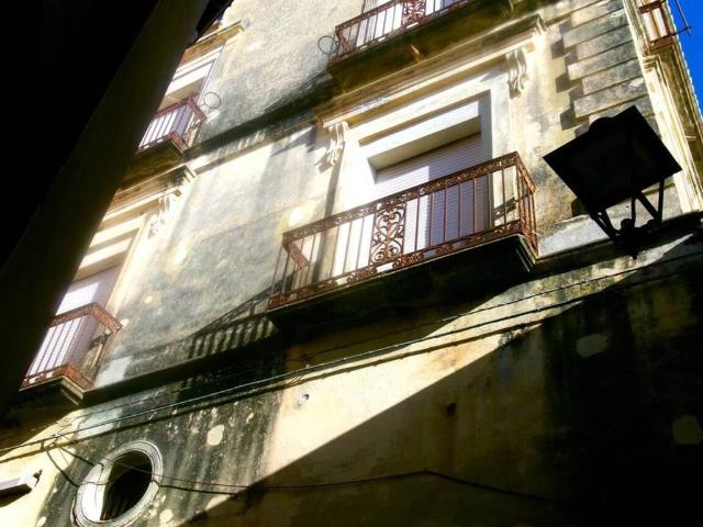 Palazzo in vendita a Cetraro Paese, Calabria