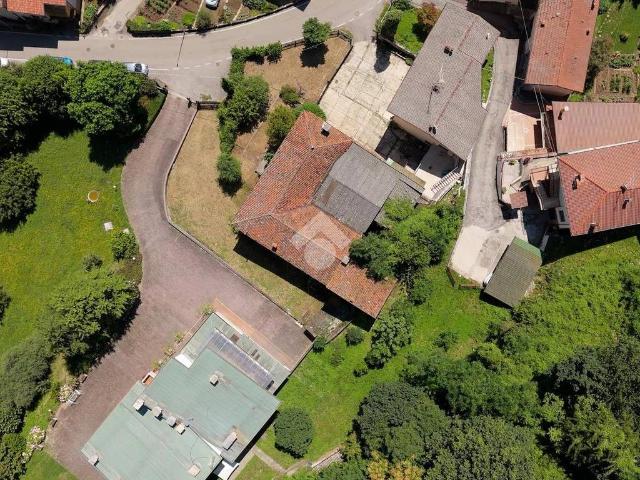 Palazzo in vendita a Chiampo, Veneto