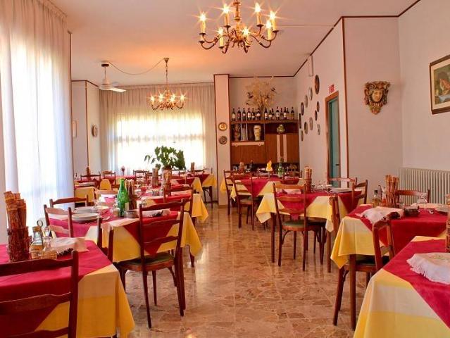 Palazzo in vendita a Chianciano Terme, Toscana