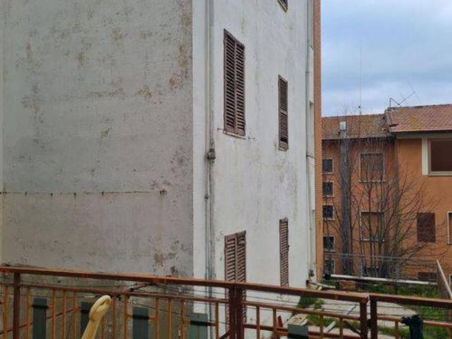 Palazzo in vendita a Chianciano Terme, Toscana