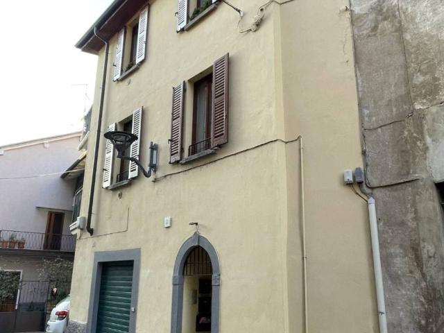 Palazzo in vendita a Chiari, Lombardia