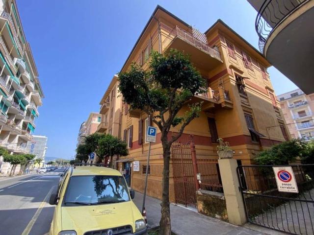 Palazzo in vendita a Chiavari, Liguria