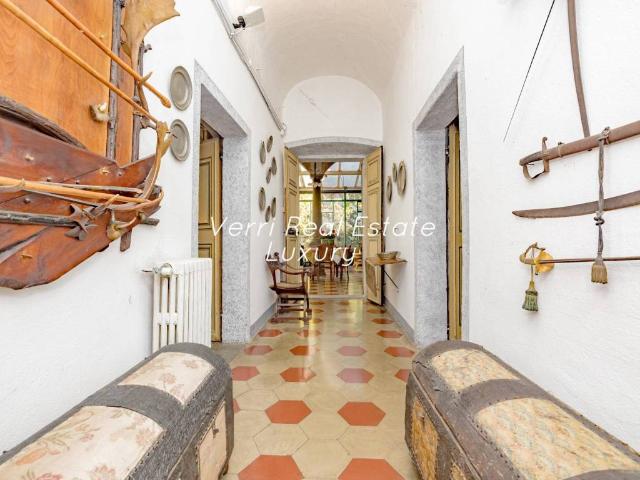 Palazzo in vendita a Comunità montana della Valchiavenna, Chiavenna