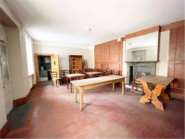 Palazzo in vendita a Comunità montana della Valchiavenna, Chiavenna