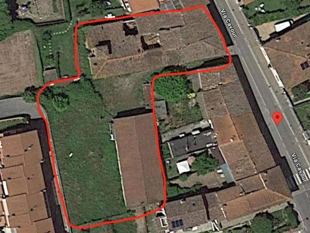 Palazzo in vendita a Chiesina Uzzanese, Pistoia