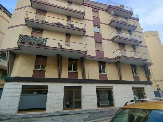Palazzo in vendita a Chieti Scalo, Chieti