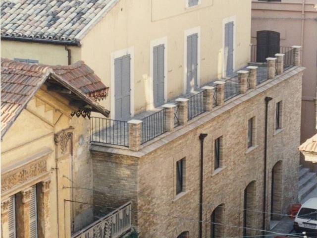 Palazzo in vendita a Santa Barbara, Chieti
