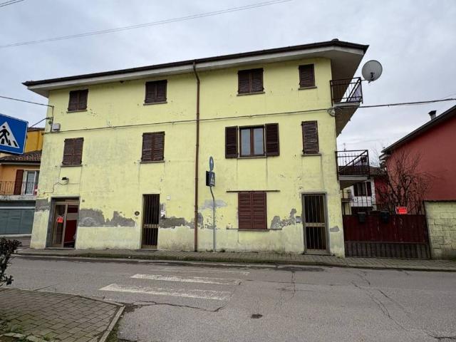 Palazzo in vendita a Chignolo Po, Lombardia