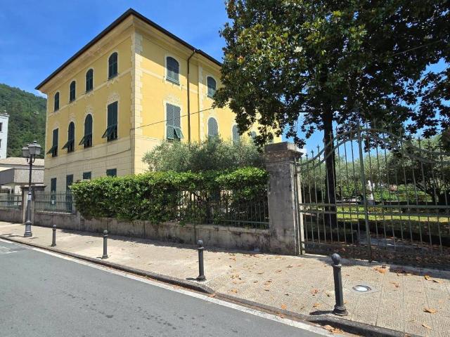 Palazzo in vendita a Cicagna, Liguria
