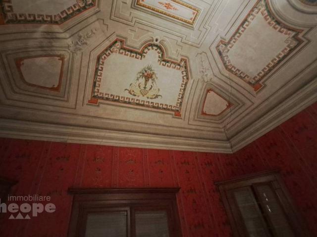 Palazzo in vendita a Civitaquana, Abruzzo
