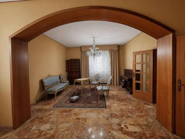 Palazzo in vendita a Unione di Comuni della Romagna Forlivese, Cusercoli