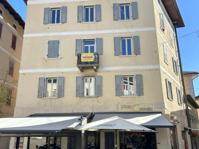 Palazzo in vendita a Pez, Cles