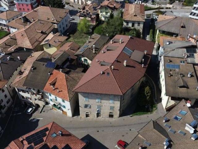 Palazzo in vendita a Comunità della Val di Non, Cles
