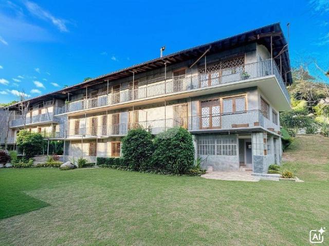 Palazzo in vendita a Unione Montana di Comuni delle Valli di Lanzo, Ceronda e Casternone, Piemonte