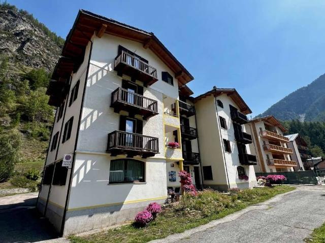 Palazzo in vendita a Lillaz, Cogne