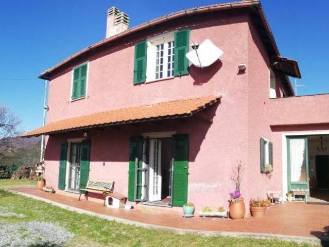 Palazzo in vendita a Cogoleto, Liguria