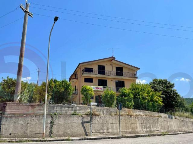 Palazzo in vendita a Villafelice, Colfelice