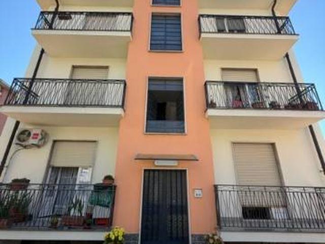 Palazzo in vendita a Leumann, Collegno