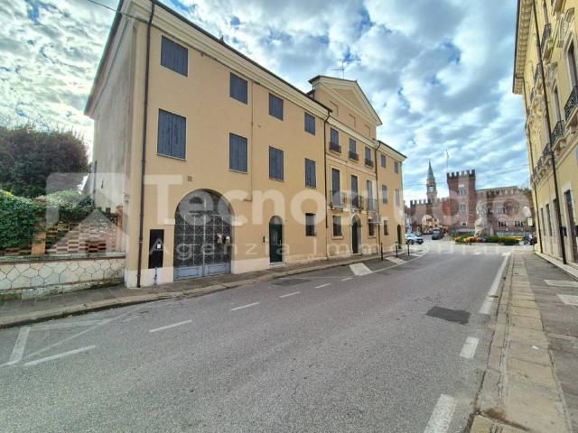 Palazzo in vendita a Cologna Veneta, Veneto