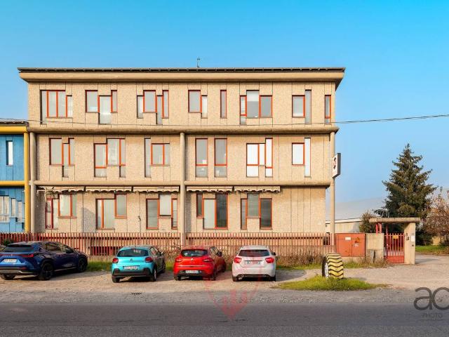 Palazzo in vendita a Cologno Monzese, Lombardia