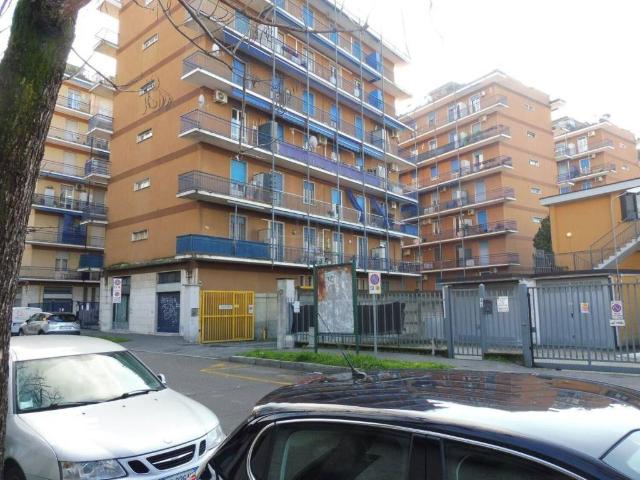Palazzo in vendita a Cologno Monzese, Lombardia