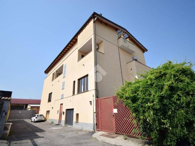 Palazzo in vendita a San Giuliano Monzese, Cologno Monzese