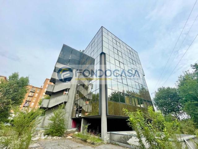 Palazzo in vendita a Cologno Monzese, Lombardia