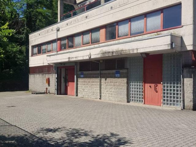 Palazzo in vendita a Muggiò, Como