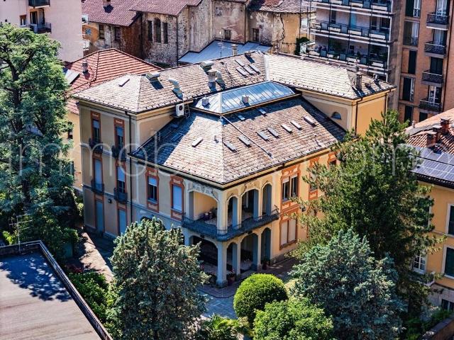 Palazzo in vendita a Sant'Agostino, Como