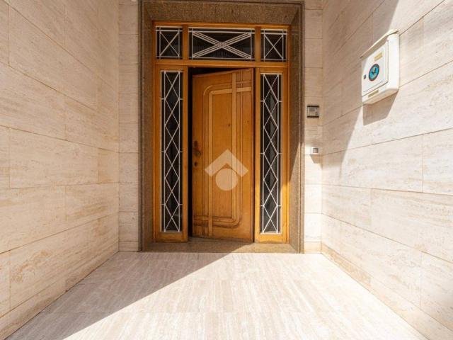 Palazzo in vendita a Puglia, Bari