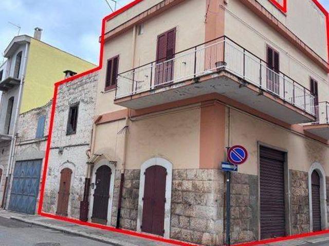 Palazzo in vendita a Puglia, Bari