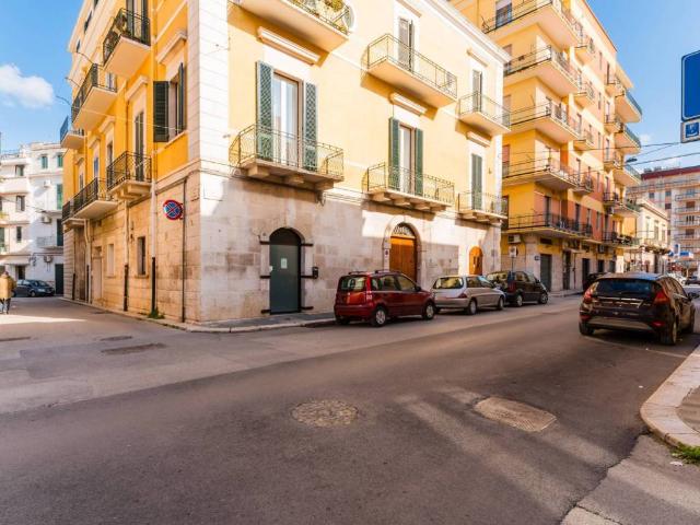 Palazzo in vendita a Puglia, Bari