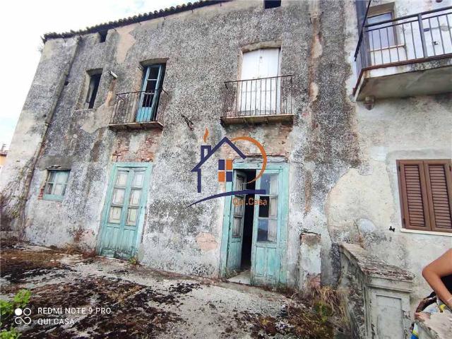 Palazzo in vendita a Corigliano-Rossano, Calabria