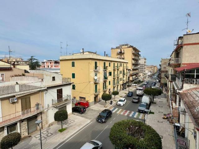 Palazzo in vendita a Corigliano-Rossano, Calabria