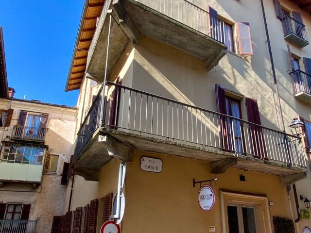 Palazzo in vendita a Unione Montana di Comuni delle Valli di Lanzo, Ceronda e Casternone, Piemonte