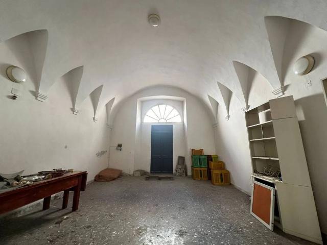 Palazzo in vendita a Puglia, Lecce